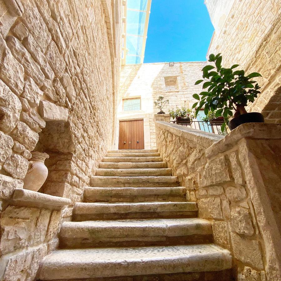 焦维纳佐Palazzo Morola XIV Century公寓 外观 照片