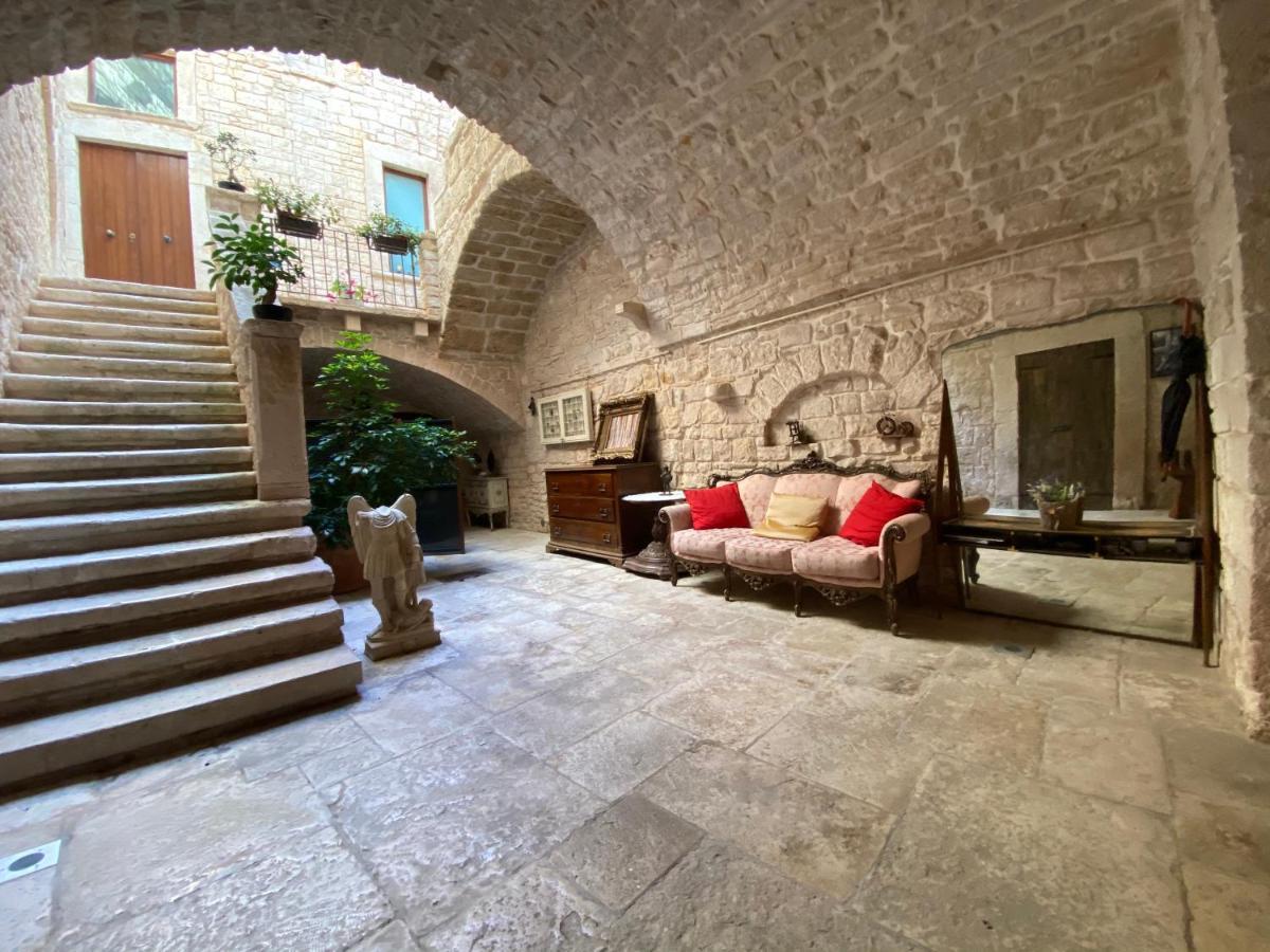 焦维纳佐Palazzo Morola XIV Century公寓 外观 照片