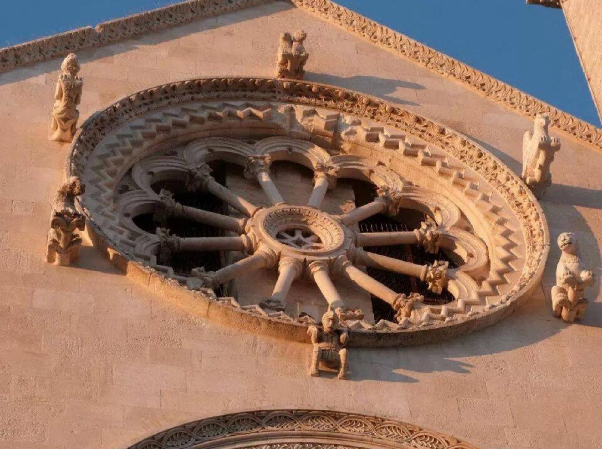 焦维纳佐Palazzo Morola XIV Century公寓 外观 照片