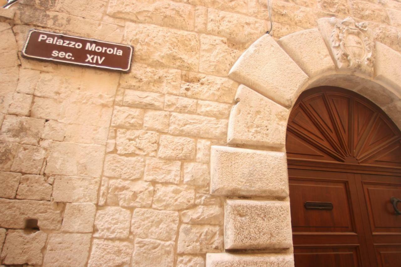 焦维纳佐Palazzo Morola XIV Century公寓 外观 照片