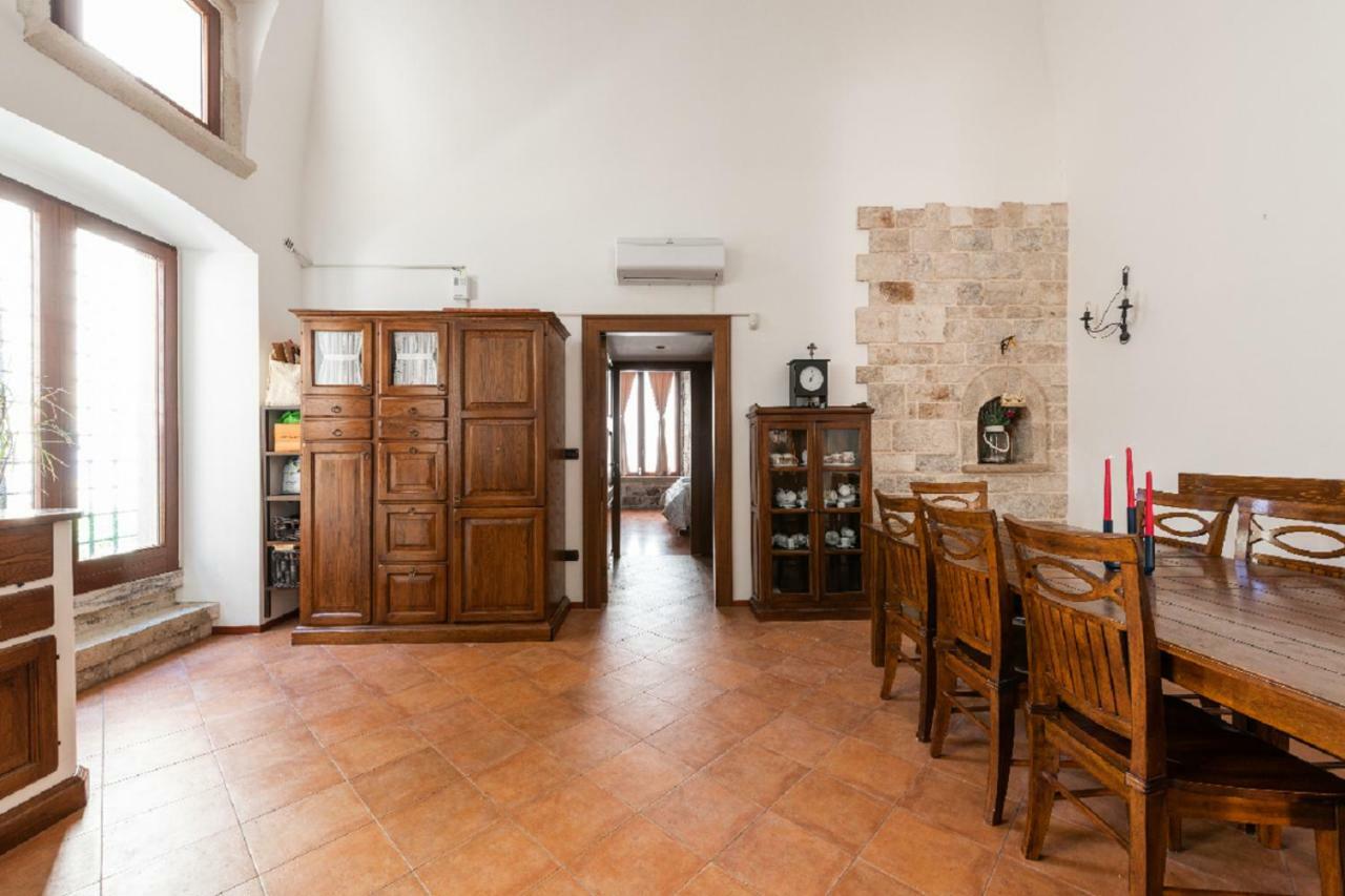 焦维纳佐Palazzo Morola XIV Century公寓 外观 照片